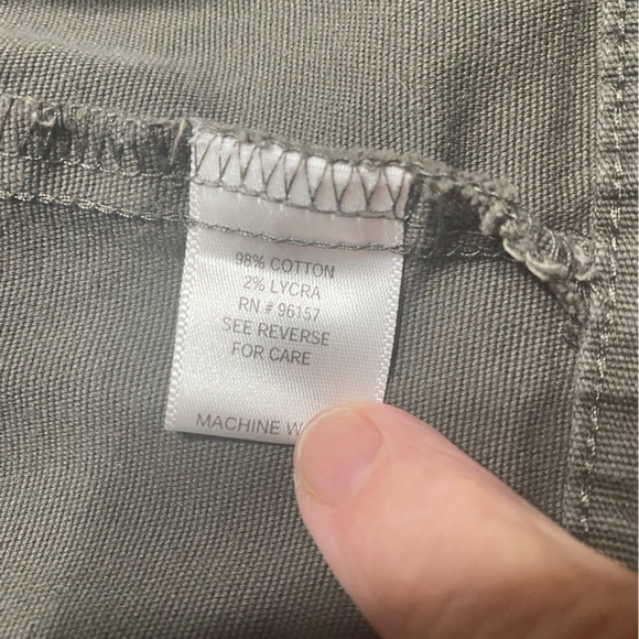 3/12$ Women’s denim Jacket tag says XL please look at measurements - Picture 5 of 8